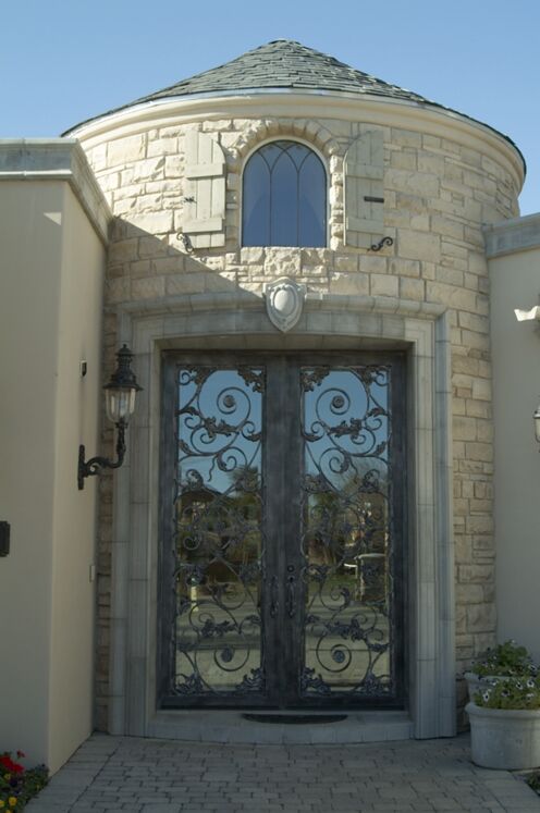 Mesa Precast | Architectural Trim,  Entry Way, Wall Coping  | Custom Color and Finishes to Match Ambiance