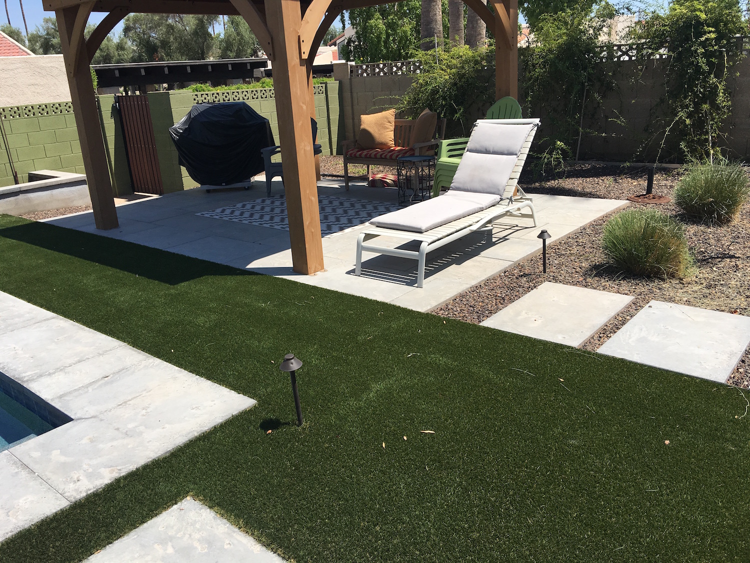 Mesa Precast | Pavers, Pool coping | Unified Landscape Design Accent